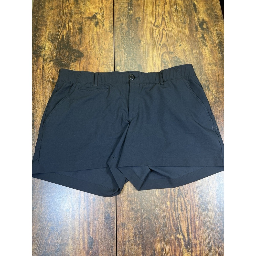 Under Armour Women's Shorts Size 16 Black Fitted Heat Gear Athletic Shorts